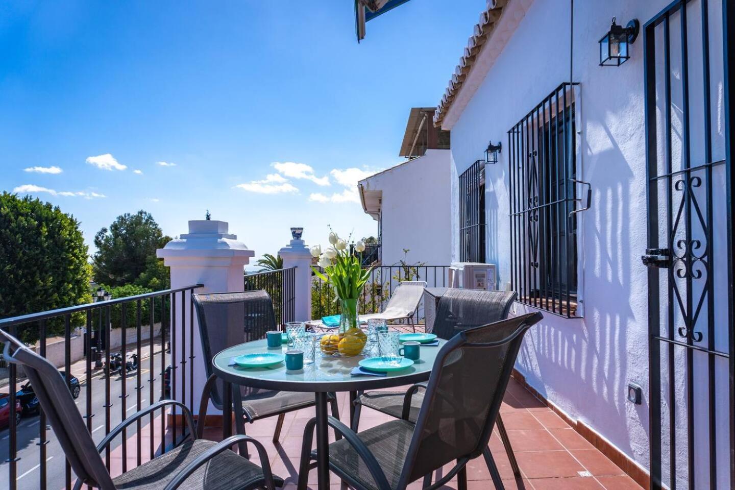 Idyllic Townhouse With Scenic Views Pueblo Holiday home *