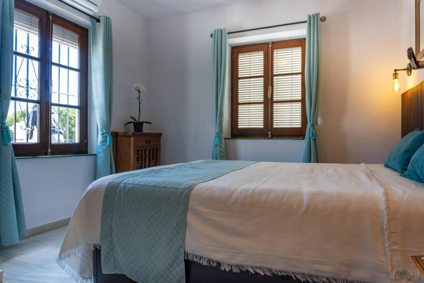 Idyllic Townhouse With Scenic Views Pueblo Holiday home